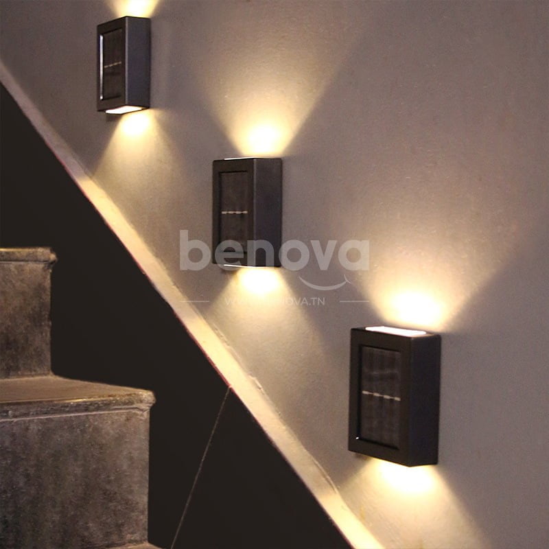 Applique murale LED solaire intelligente et imperméable pour éclairage d’extérieur en haut et en bas